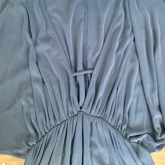 Sadie & Sage navy romper - Picture 5 of 11